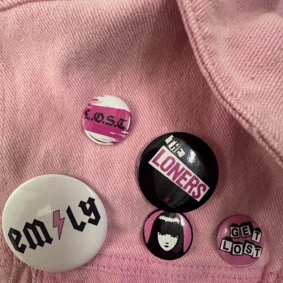 DOLLS KILL X EMILY THE STRANGE - STAY STRANGE DENIM VEST - Picture 3 of 7